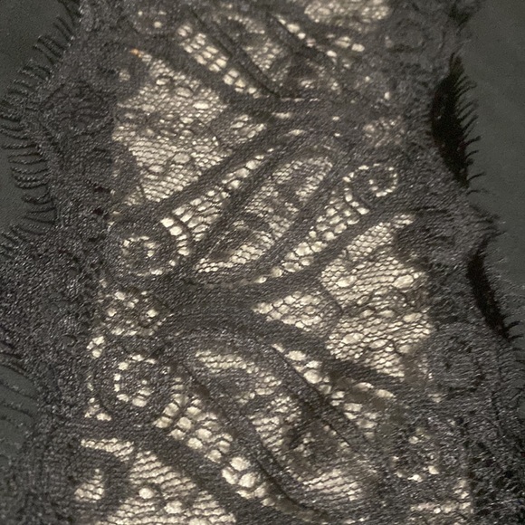 simple lovely black top with lace 🌹 - Picture 7 of 8